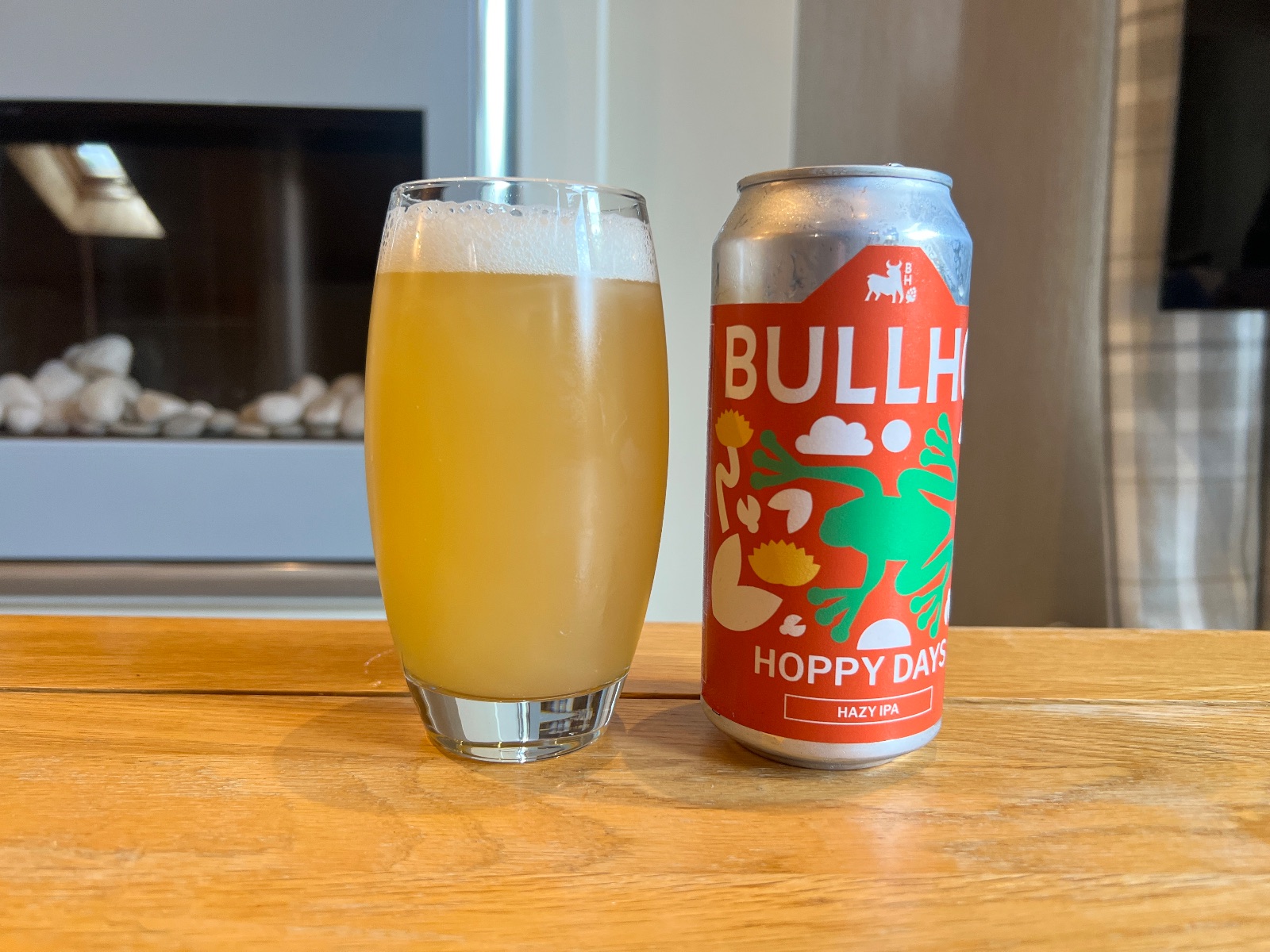 BULLHOUSEのHoppy Days HAZY IPA